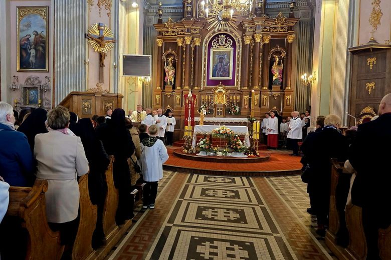 05.04.2026 - Msza rezurekcyjna w Niedzielę Zmartwychwstania Pańskiego