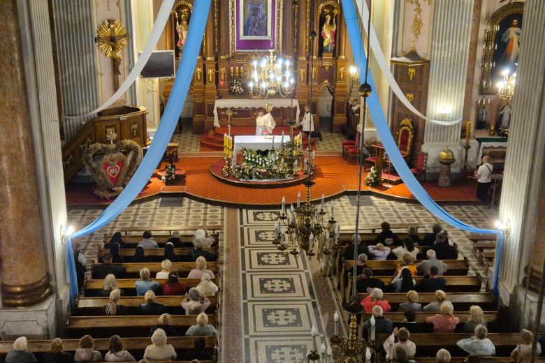 25-26.08.2025r. - Uwielbienie w czasie 40-Godzinnego Nabożeństwa