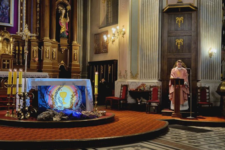 Ogłoszenia parafialne IV Niedziela Wielkiego Postu 15 marca 2026 r.