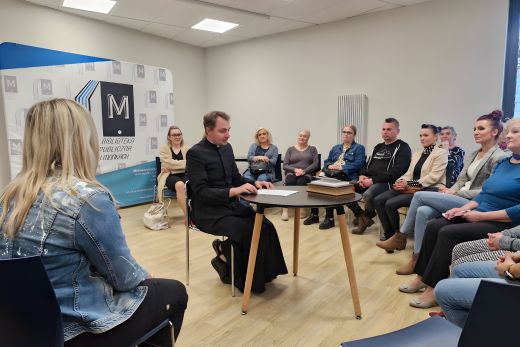 25.04.2025r. - spotkanie z ks. Tomaszem Grądzkim